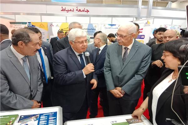 الدكتور أحمد القاصد رئيس جامعة المنوفية