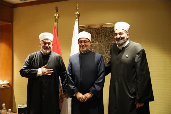  مفتي الجمهورية يستقبل مفتي بلجراد