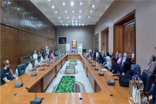  اجتماع اللجان  التنسيقية  لوحدات السكان الفرعية بالمحافظة