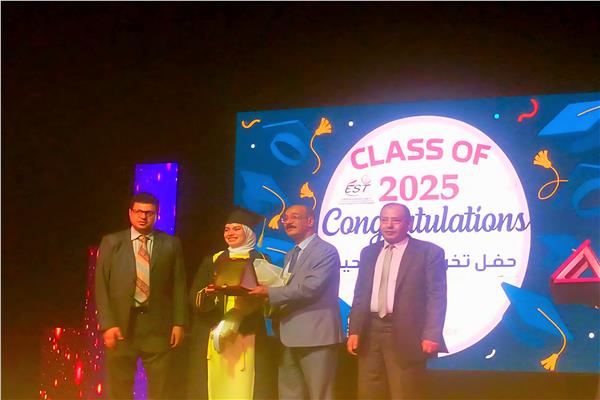 النقابة العامة للعلوم الصحية تحتفل بتخرج دفعة جديدة في «عروس الصعيد»