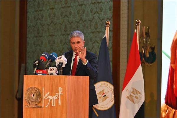 شريف فتحي، وزير السياحة والآثار