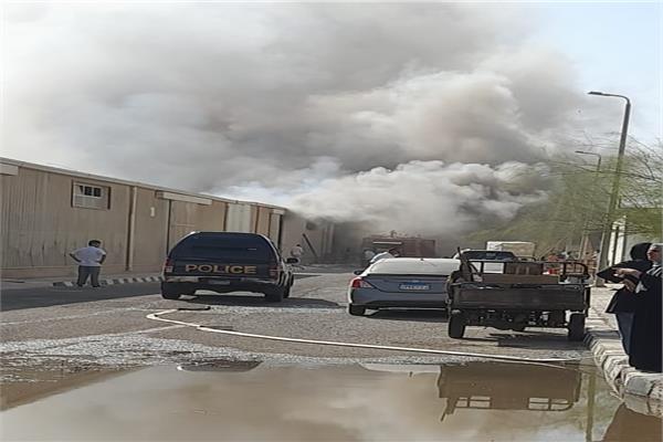 حريق في مصنع لإنتاج السيلكون بالمنطقة الصناعية الصينية بالسخنة جنوب السويس