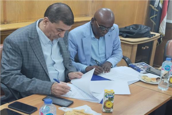  مراسم توقيع اتفاقية تعاون مشترك بين نقابتي"الهندسية" بمصر و"الطاقة" بالسنغال