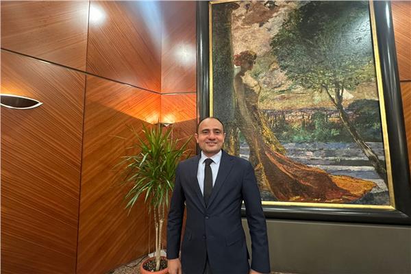 الكاتب الصحفي مصطفى عبده