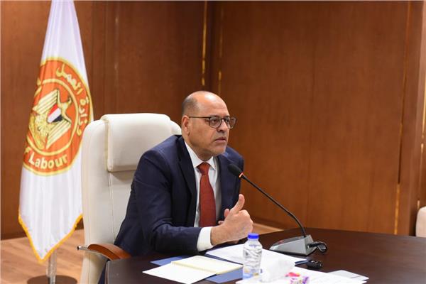 وزير العمل محمد جبران