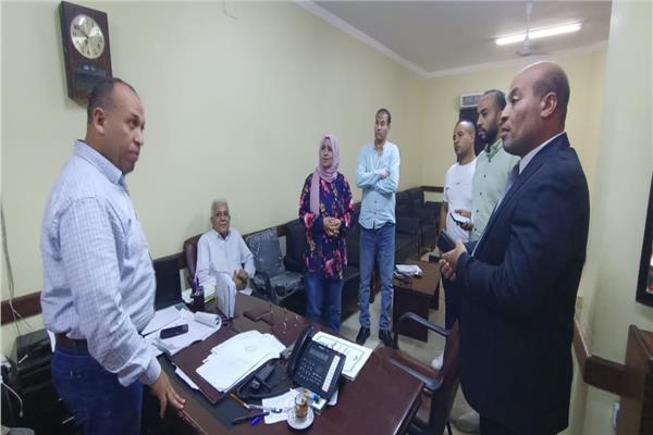 تسليم أول رخصة بناء بمدينة الأمل في نجع حمادي