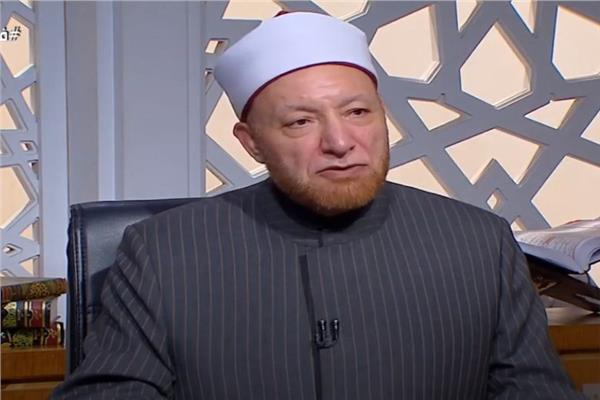 الشيخ عويضة عثمان أمين الفتوى بدار الإفتاء
