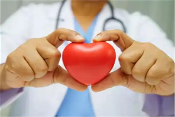 عادات يتبعها أطباء القلب لزيادة العمر وتعزيز الصحة
