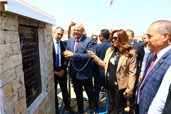 وزيرة التنمية المحلية ومحافظ القليوبية