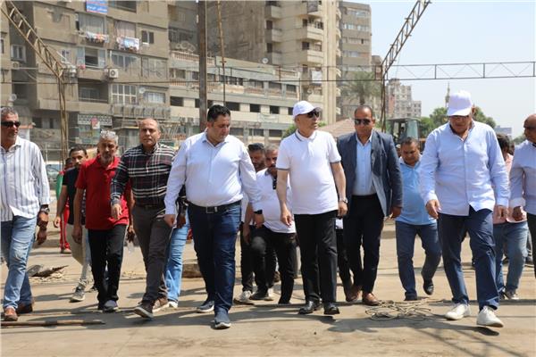 محافظ القاهرة يتفقد محيط ميدان رمسيس