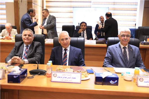 جانب من اجتماع المجلس الأعلى للجامعات