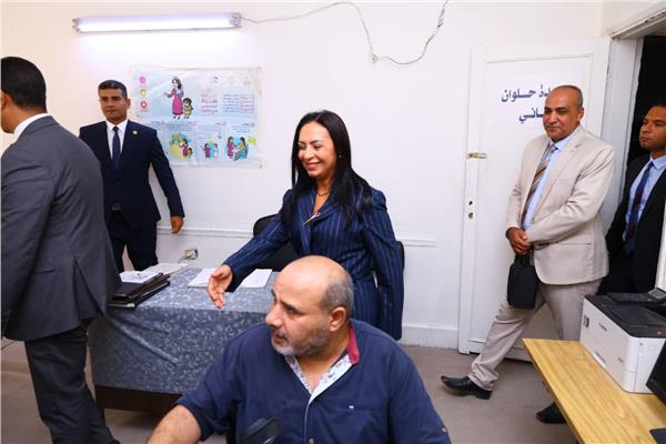 وزيرة التضامن الاجتماعي تتفقد وحدة حلوان أول وثاني الاجتماعية