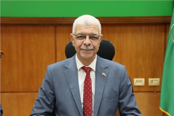 الدكتور أحمد القاصد، رئيس جامعة المنوفية
