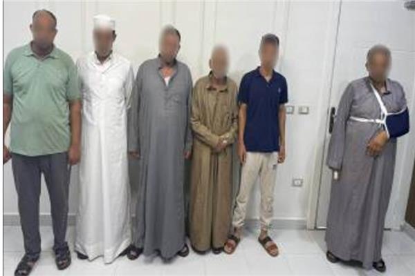 المتهمين