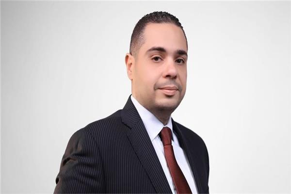  النائب عادل مأمون عتمان