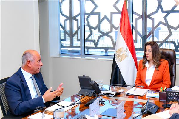 منال عوض وزيرة التنمية المحلية