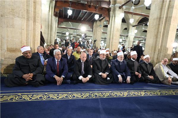 الأزهر يحتفي بذكرى المولد النبوي بحضور قيادات دينية وسياسية