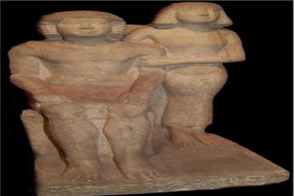 التمثال المصنوع من الحجر الجيري تحفة فنية نادرة