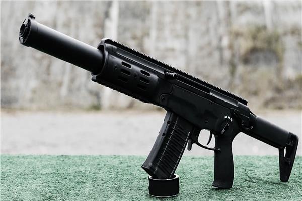 البندقية الروسية المدمجة AM-17