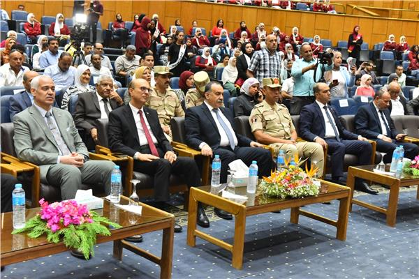 محافظ أسيوط يشهد احتفالية المولد النبوي بجامعة أسيوط ويؤكد ذكرى تجدد قيم العدل والرحمة