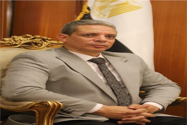  الدكتور أحمد عكاوى رئيس جامعة جنوب الوادي