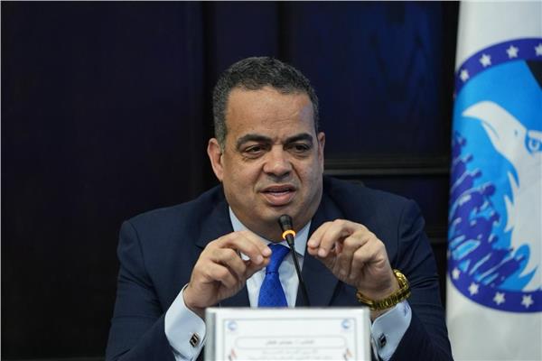  عصام هلال