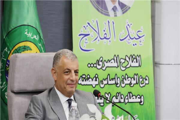 اللواء طيار أكرم محمد جلال محافظ الإسماعيلية