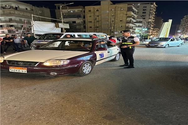 الحملات المرورية المكثفة لضبط سيارات التاكسي