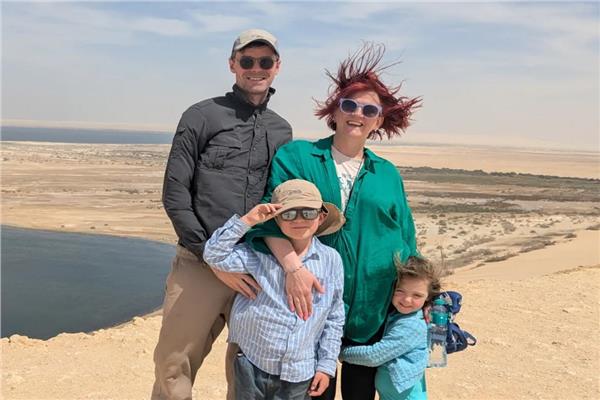 مارتن هيمنج صحفي «تايمز البريطانية» يشيد برحلته العائلية لمصر
