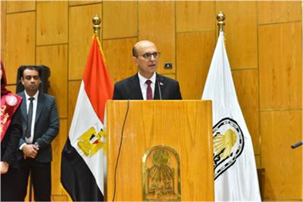 أحمد المنشاوي رئيس جامعة أسيوط