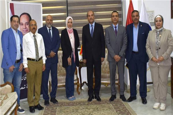 ختام برنامجي تأهيل سفراء التميز والمقيمين الداخليين بجامعة العريش