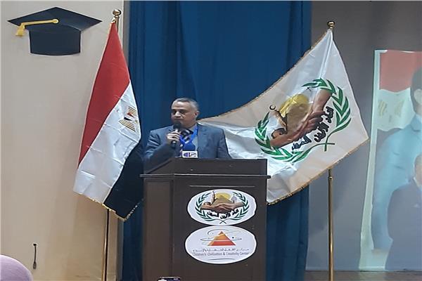الدكتور أيمن وزيري