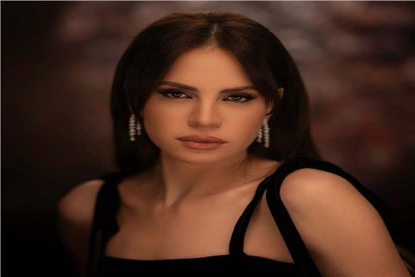 آمال ماهر