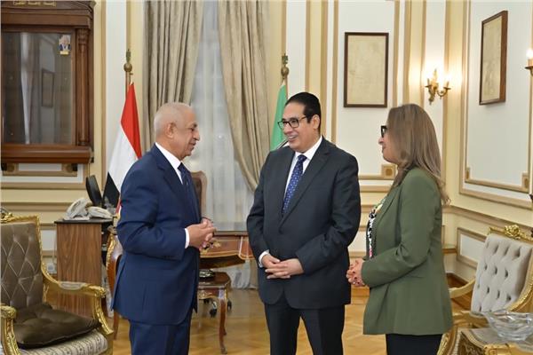 رئيس جامعة القاهرة