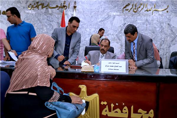 اللواء دكتور عبد الفتاح سراج محافظ سوهاج خلال اللقاء الجماهيري
