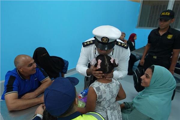 إحتفالية لتوزيع حقائب ومستلزمات وأزياء مدرسية على أبناء النزلاء