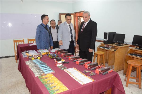 محافظ الغربية يتفقد مدارس طنطا