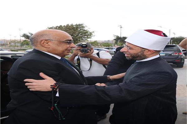 وزير العدل خلال لقائه وزير الاوقاف