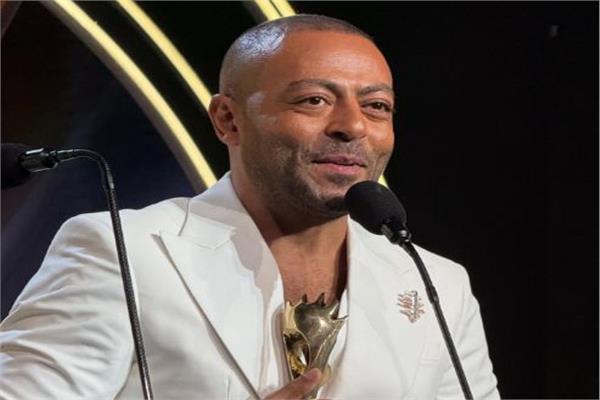 تامر عاشور يحصد نجم الغناء العربي بحفل «الموريكس دور»