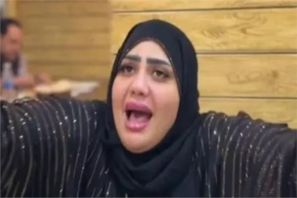 البلوجر أم سجدة 