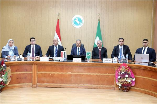 ندوة الرقابة الإدارية بالشرقية