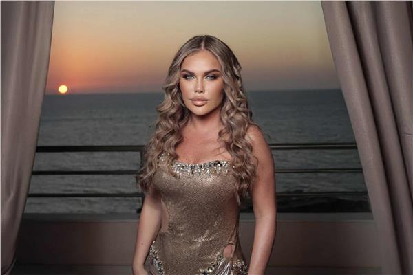 الفنانة نيكول سابا