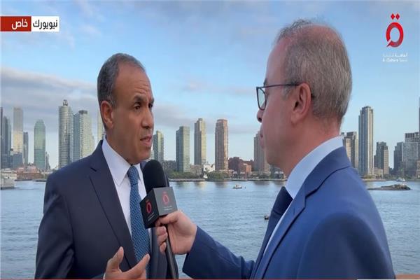  الدكتور بدر عبدالعاطي