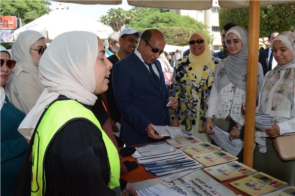 جولة ميدانية لعميد كلية طب قصر العيني لمتابعة انتظام العملية التعليمية