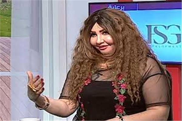  البلوجر إنجي حمادة 
