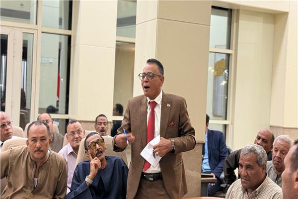 خلال اللقاء