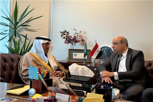 سامح الحفني، وزير الطيران المدني - المهندس صالح بن ناصر الجاسرًوزير النقل بالمملكة العربية السعودية