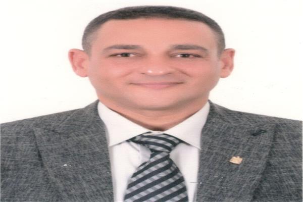الدكتور أسامة ندا