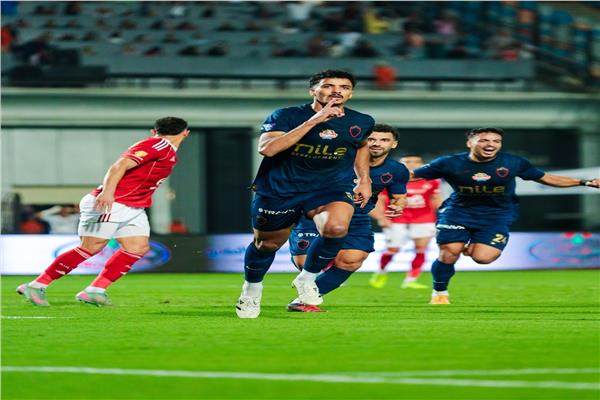 الأهلي والزمالك 