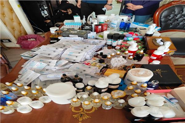 ضبط  مركز تجميل وتنسيق القوام بدون ترخيص بالبحيرة 